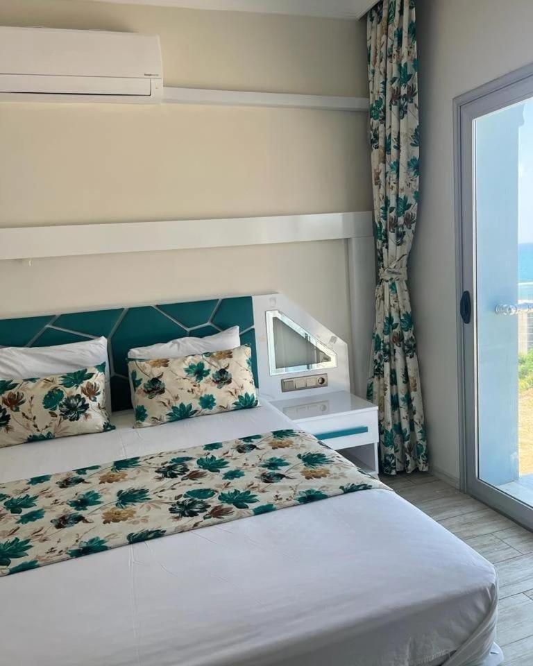 Derin Deniz Otel Karatas  Zewnętrze zdjęcie